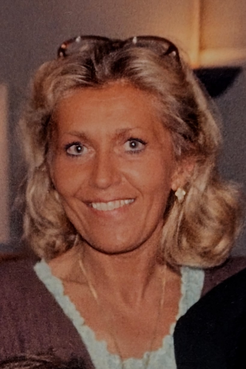 Madame Martine BACHOR